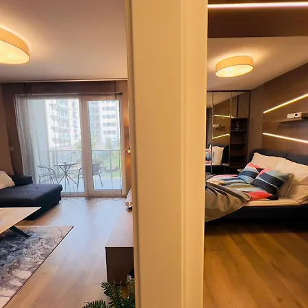 Karzo Lu 205 Free Garage Apartment *